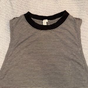 Lululemon size 4 tank